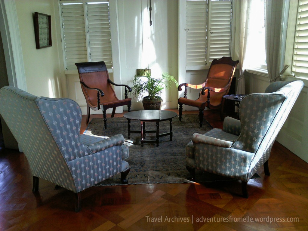 vestibule-devon house mansion