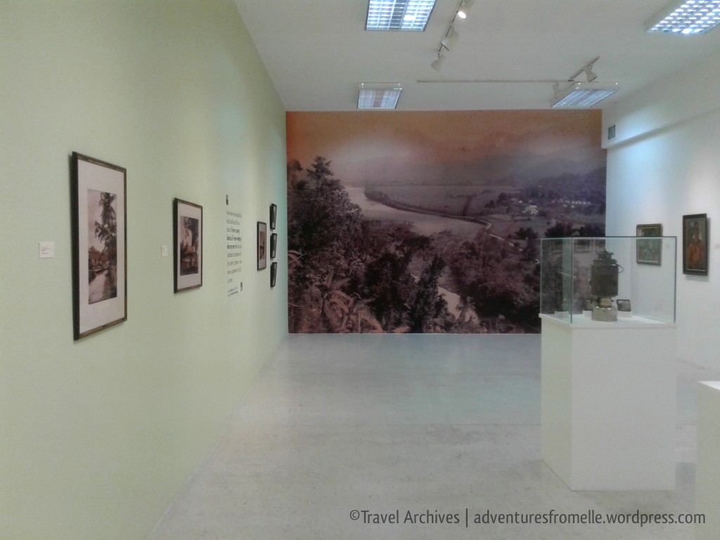 mural-neither day nor night exhibit