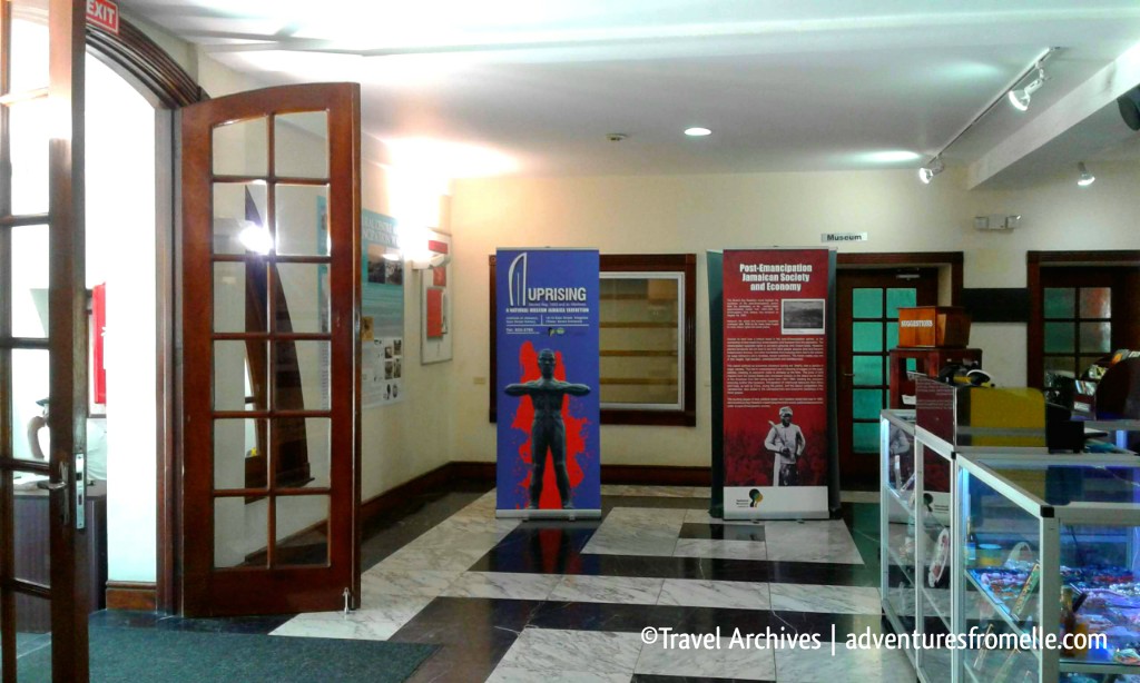 lobby-mobay civic centre