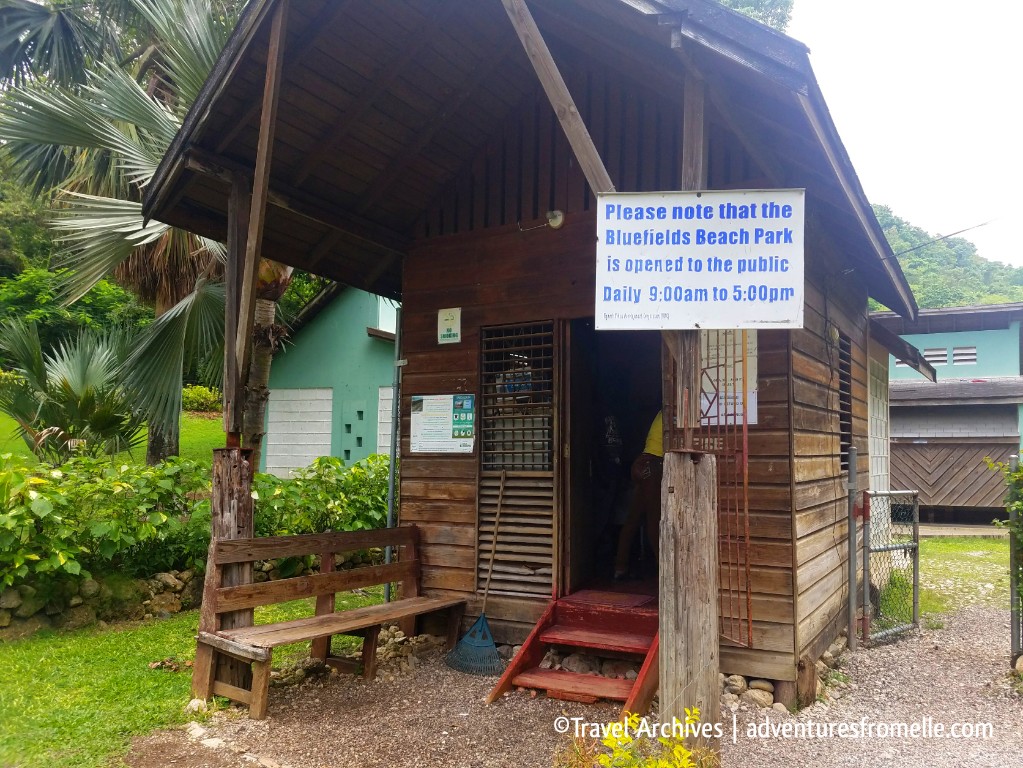 ticket booth-bluefields beach