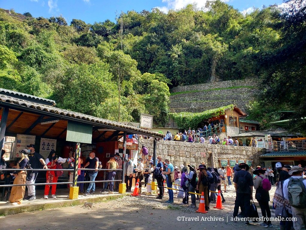 Queue to enter Machu Picchu – Adventures from Elle