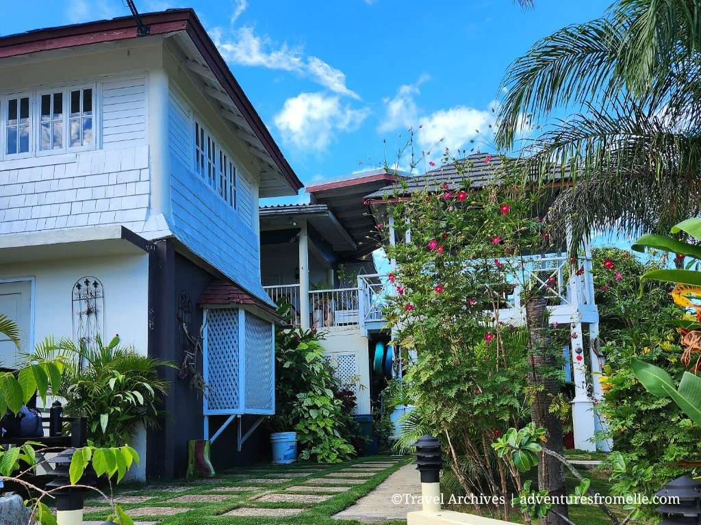 Glamping & More at Hidden Springs, Saint Ann